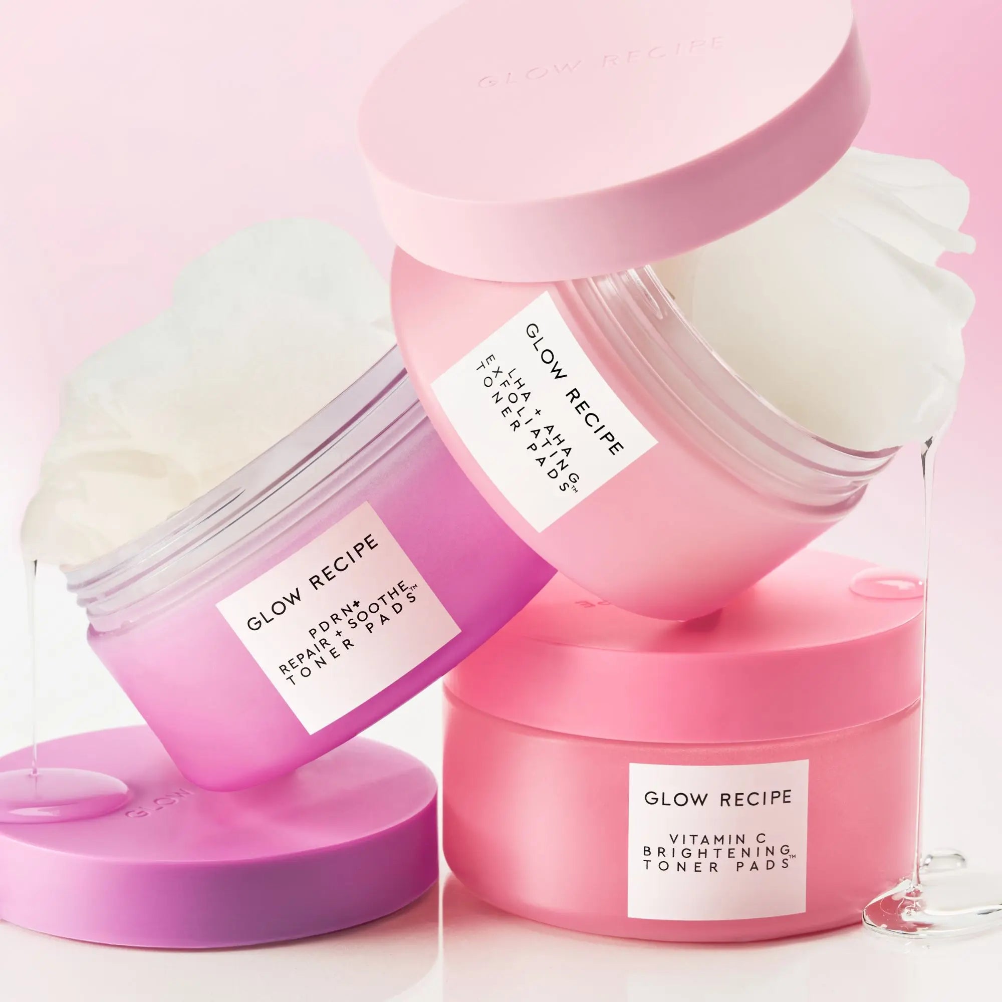 Glow Recipe Vitamin C Brightening Korean Toner Pads - Gentle, Caffeine-Infused, Radiance-Boosting Skincare for Adults with Dry &amp; All Skin Types, Korean Facial Toner Pads